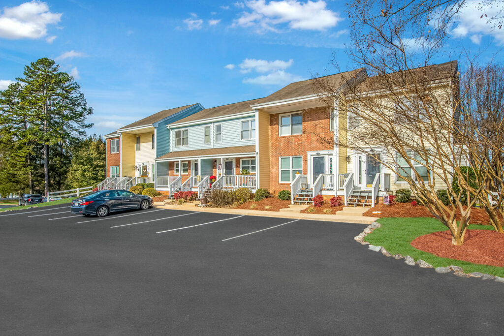 Yorktowne Village Live Beautiful